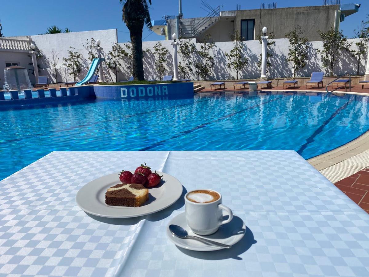Hotel Dodona Саранде Екстериор снимка