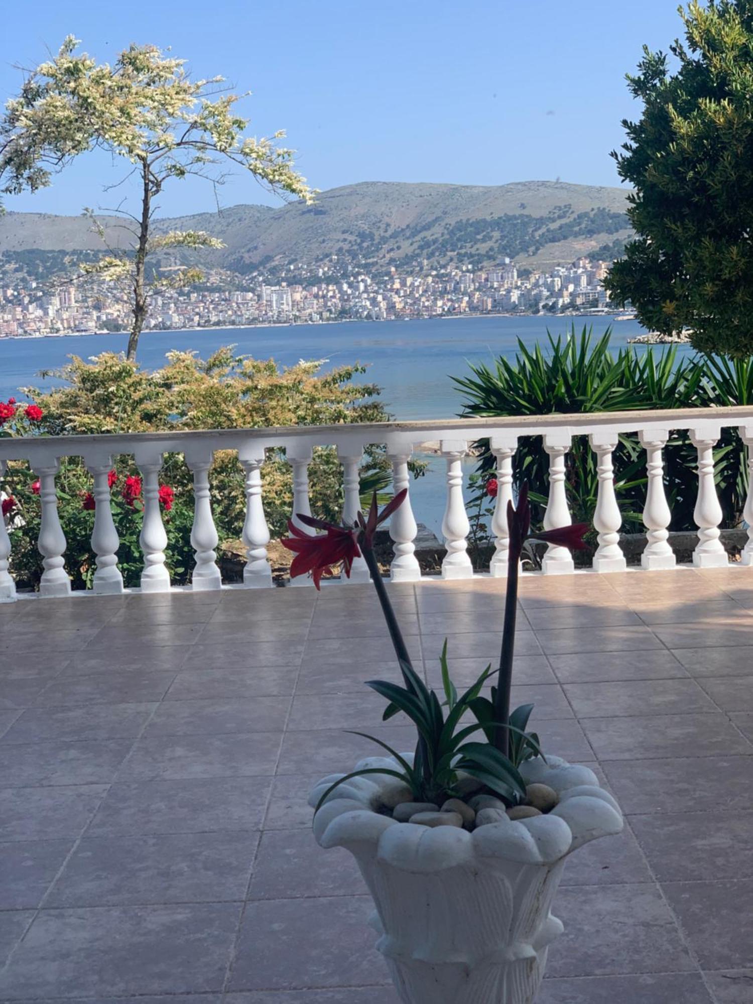 Hotel Dodona Саранде Екстериор снимка