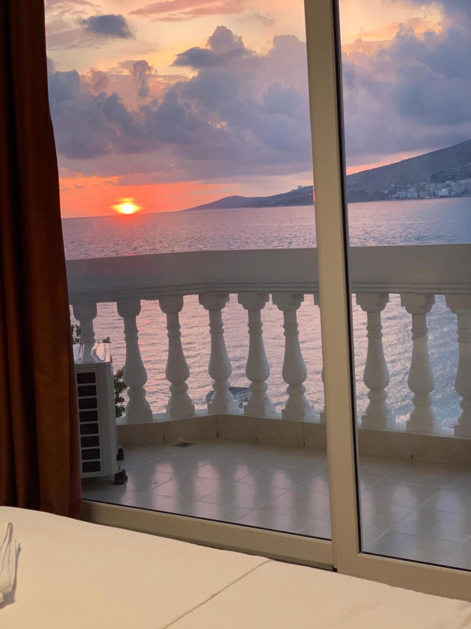 Hotel Dodona Саранде Екстериор снимка